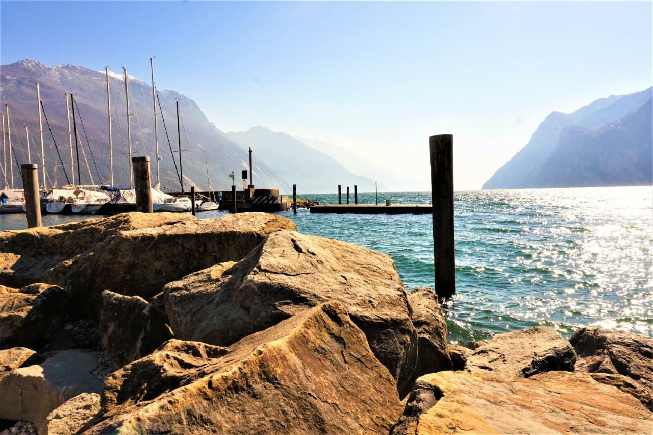 Apartment Brione Riva del Garda Buitenkant foto